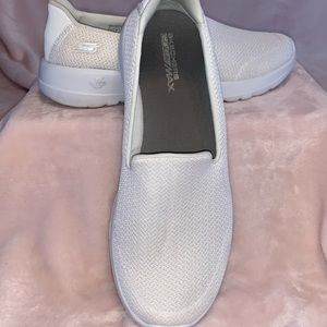 Skechers Goga Max sneakers